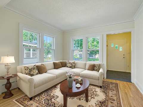 Hartford, SAINT PAUL, MN 55116