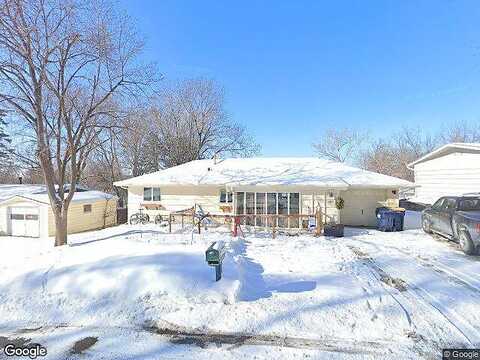 Circle, BURNSVILLE, MN 55337