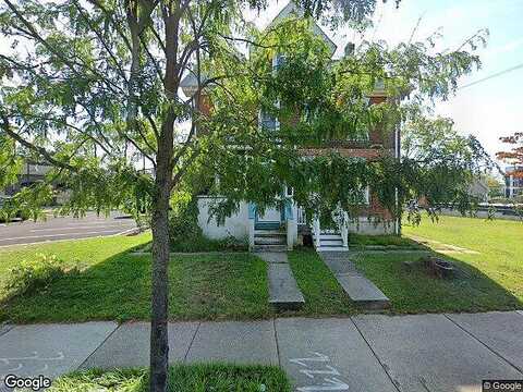 Broad, LANSDALE, PA 19446