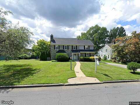 Ashton, WYNNEWOOD, PA 19096