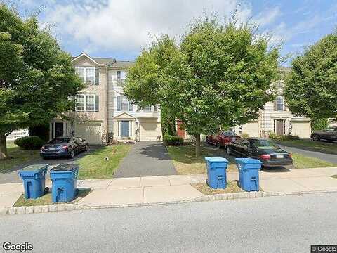 Carriage House, POTTSTOWN, PA 19465