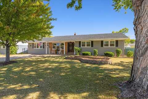 Jackson, SHAKOPEE, MN 55379