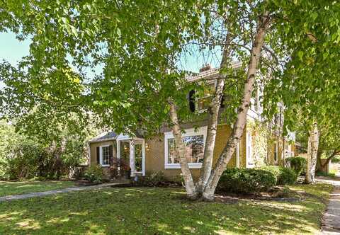Santa Monica, MILWAUKEE, WI 53217
