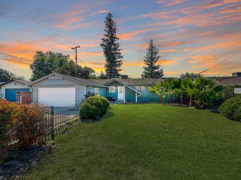North, CARMICHAEL, CA 95608