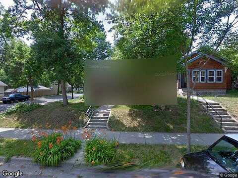 Queen, MINNEAPOLIS, MN 55405