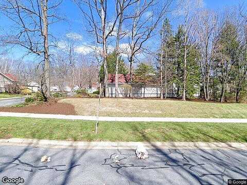 Oakwood, STATE COLLEGE, PA 16803