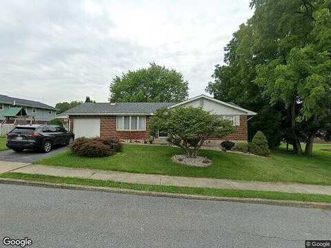 5Th, WHITEHALL, PA 18052