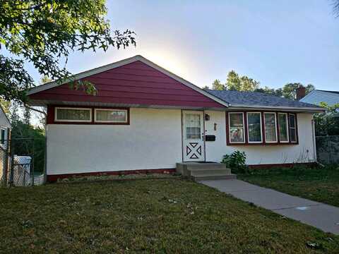 Waukon, SAINT PAUL, MN 55119