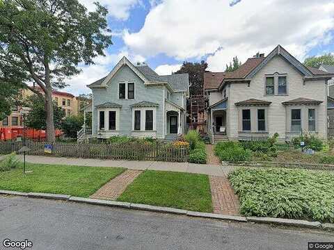 Nina, SAINT PAUL, MN 55102