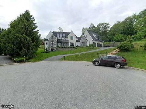 Westover, YORK, PA 17403