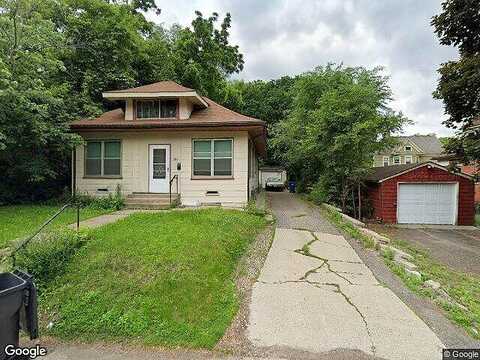 Robert, SAINT PAUL, MN 55107