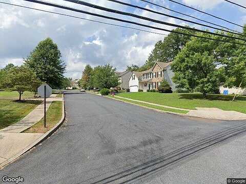 Lee, ROYERSFORD, PA 19468