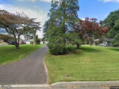 Spring, YARDLEY, PA 19067