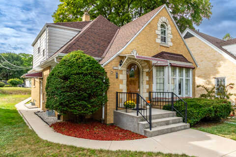 Austin, MILWAUKEE, WI 53207