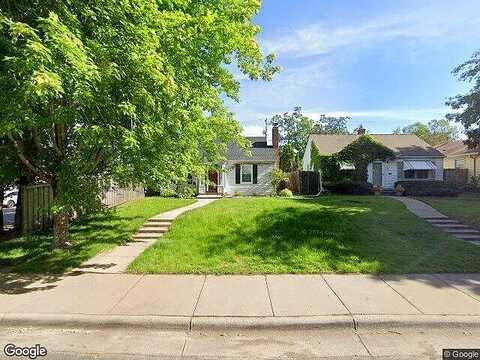 Pinehurst, SAINT PAUL, MN 55116