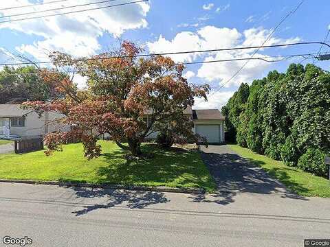 Ridge, EASTON, PA 18040
