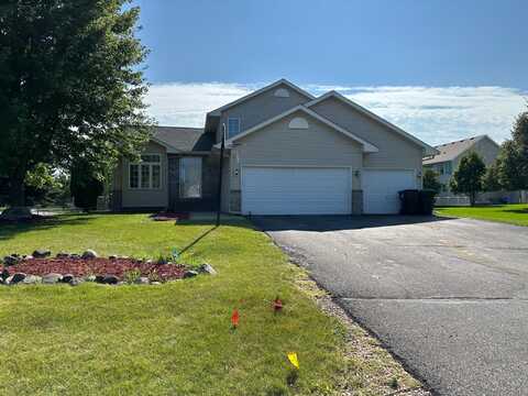 Greenspruce, MINNEAPOLIS, MN 55443