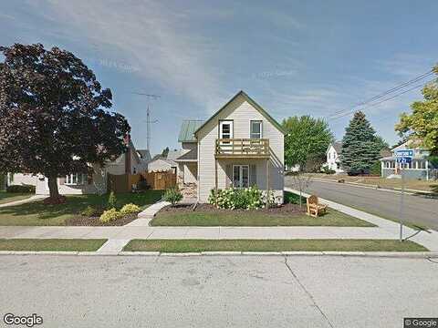 21St, MANITOWOC, WI 54220