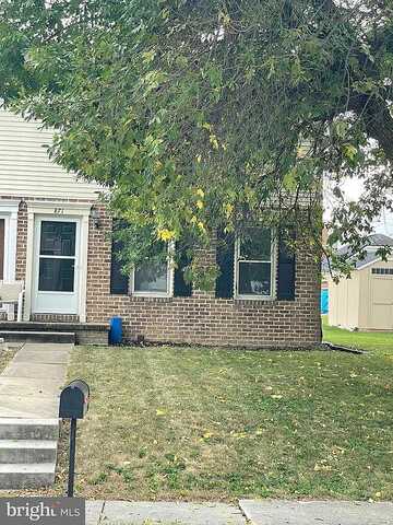 Mcallister, HANOVER, PA 17331