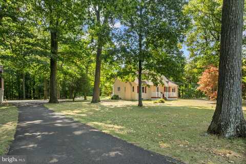 Broad, PERKASIE, PA 18944