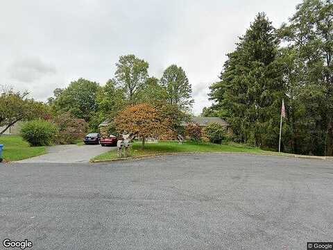 Julie, MECHANICSBURG, PA 17055