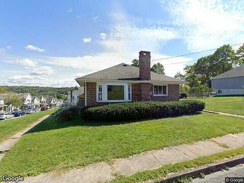 Broadway, BANGOR, PA 18013