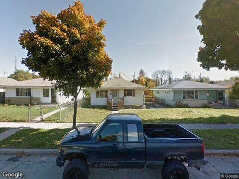 96Th, MILWAUKEE, WI 53225