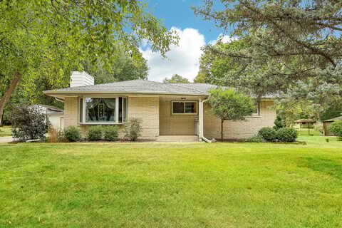 44Th, MILWAUKEE, WI 53220