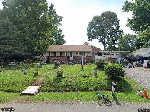 Regina, SANDSTON, VA 23150