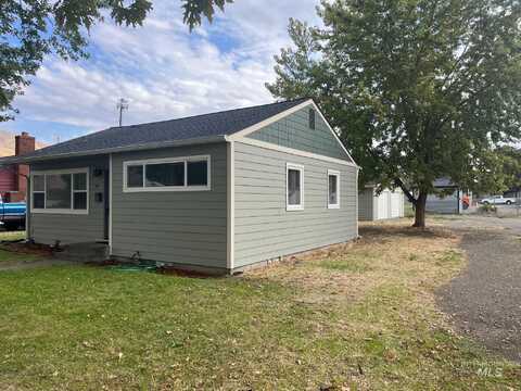 13Th, CLARKSTON, WA 99403