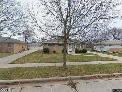 75Th, MILWAUKEE, WI 53220