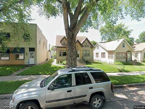 Queen, MINNEAPOLIS, MN 55412