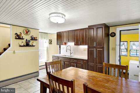 Kutztown, READING, PA 19605