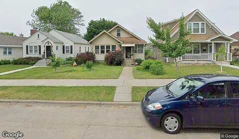 Knox, MINNEAPOLIS, MN 55411
