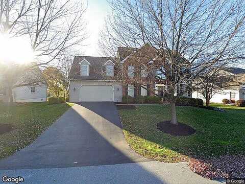 Oak Knoll, LEBANON, PA 17042