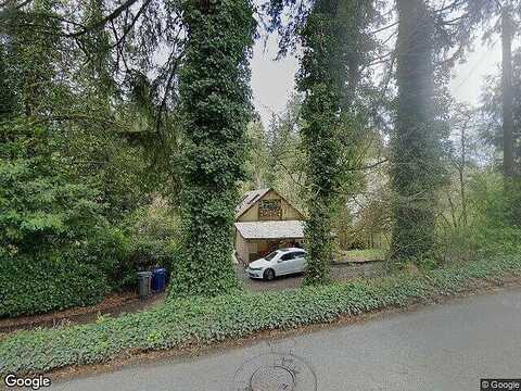 Locust, LYNNWOOD, WA 98036