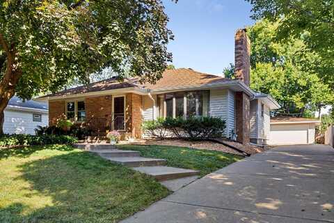 Saunders, SAINT PAUL, MN 55116