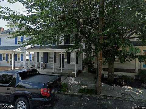 Penn, HANOVER, PA 17331