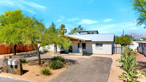 Linden, TUCSON, AZ 85719