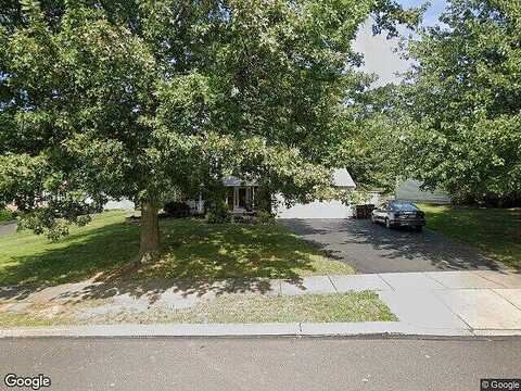 Torey, LANSDALE, PA 19446