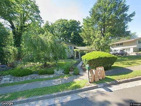 Irvin, HUNTINGDON VALLEY, PA 19006