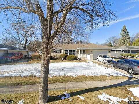 Olympia, GREENDALE, WI 53129
