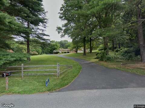 Ring, CHADDS FORD, PA 19317