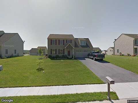 Pebble Beach, MOUNT WOLF, PA 17347