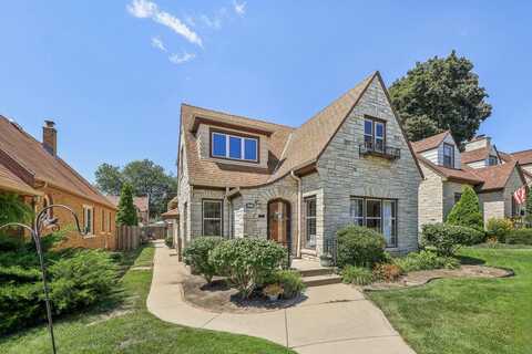 38Th, MILWAUKEE, WI 53215