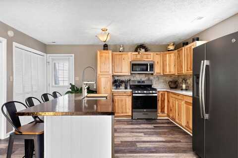 Hemlock, WAYNESBORO, VA 22980
