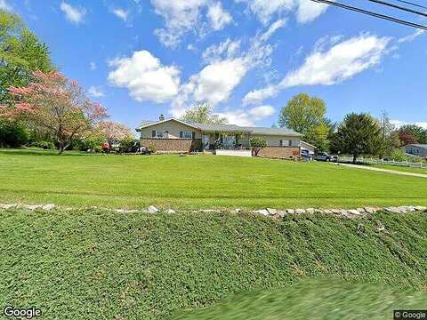 Fairview, LEESPORT, PA 19533