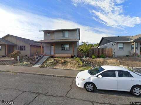 11Th, THE DALLES, OR 97058