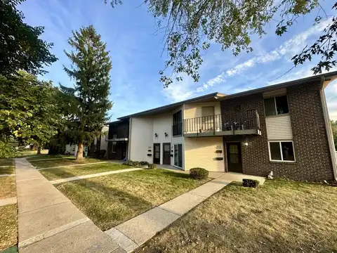 Biscayne, GERMANTOWN, WI 53022
