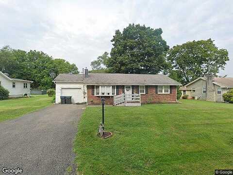Country Club, EASTON, PA 18045